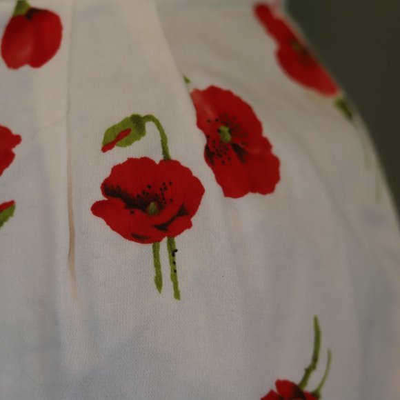 Collin Creek | Poppy Print Pencil Midi Skirt - Picture 2 of 8